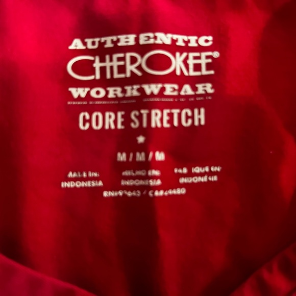 CHEROKEE workwear women red v-neck scrubs top/size M - Picture 6 of 6